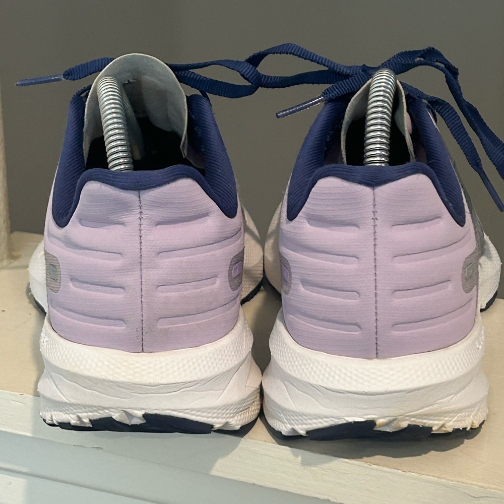 Brooks Launch 9 Shoes Athletic Running Gym Sneakers Womens Sz 9.5 Lilac Purple - Picture 8 of 12